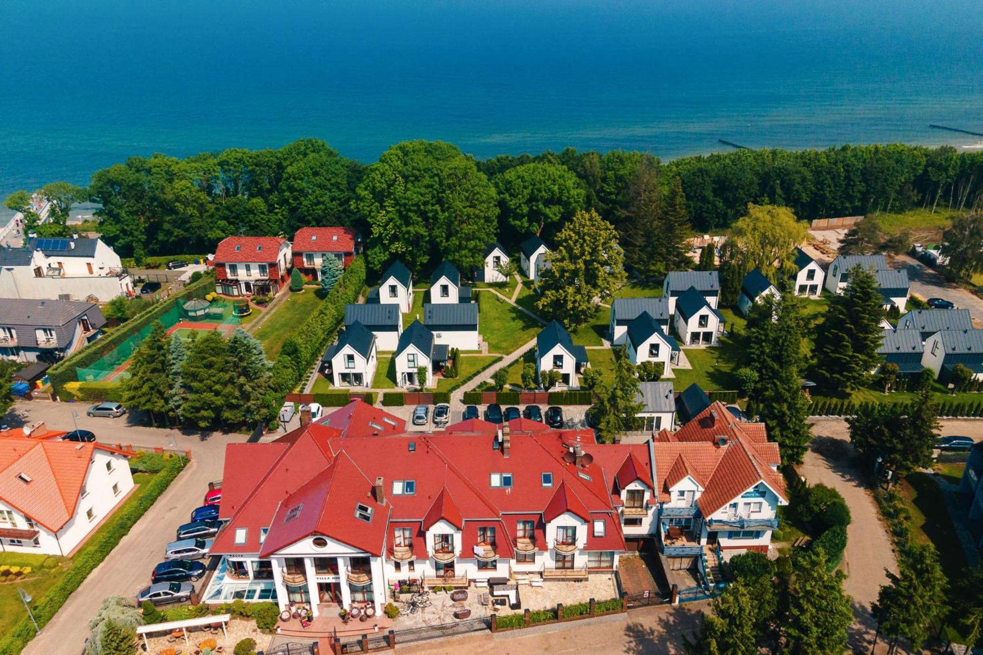 Domki Villa Hoff Resort Trzesacz Exterior photo
